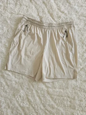 SHORT BEIGE SHT125