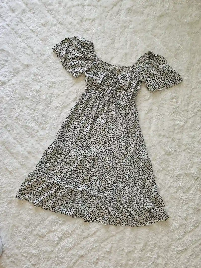 VESTIDO BLANCO FLORES NEGRAS VTD254