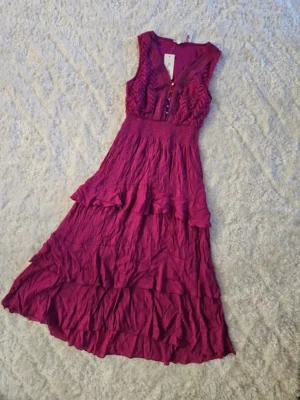 VESTIDO MORADO VTD236