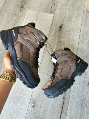 BOTAS NEGRAS MARRONES BTS141