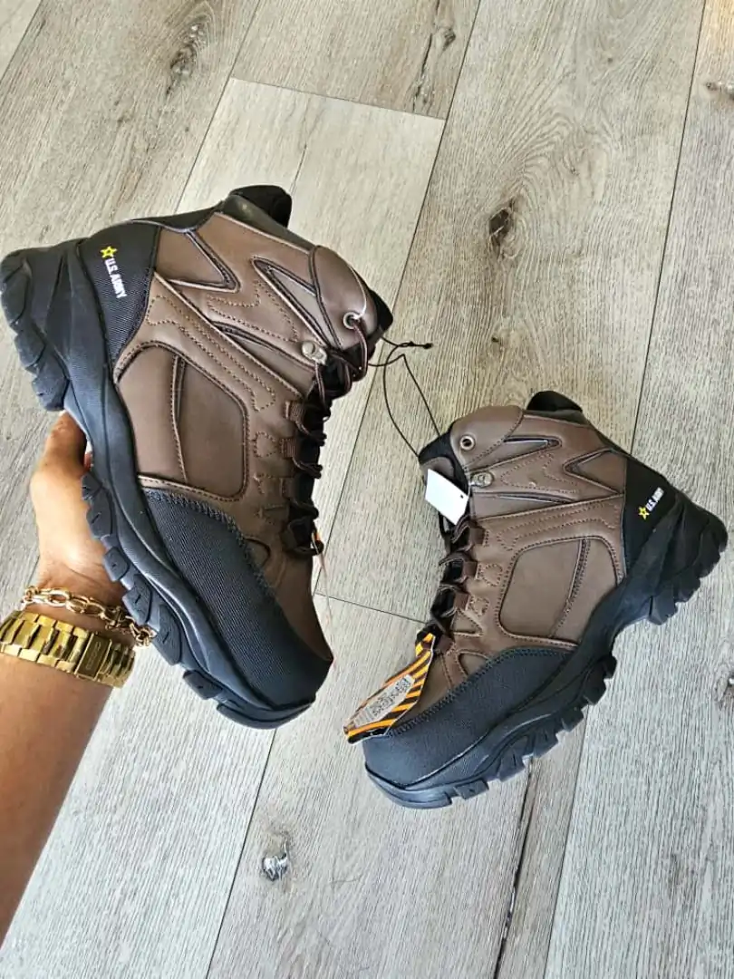 BOTAS NEGRAS MARRONES BTS141