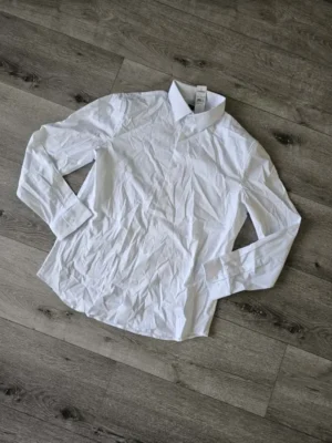 CAMISA BLANCA CMS187