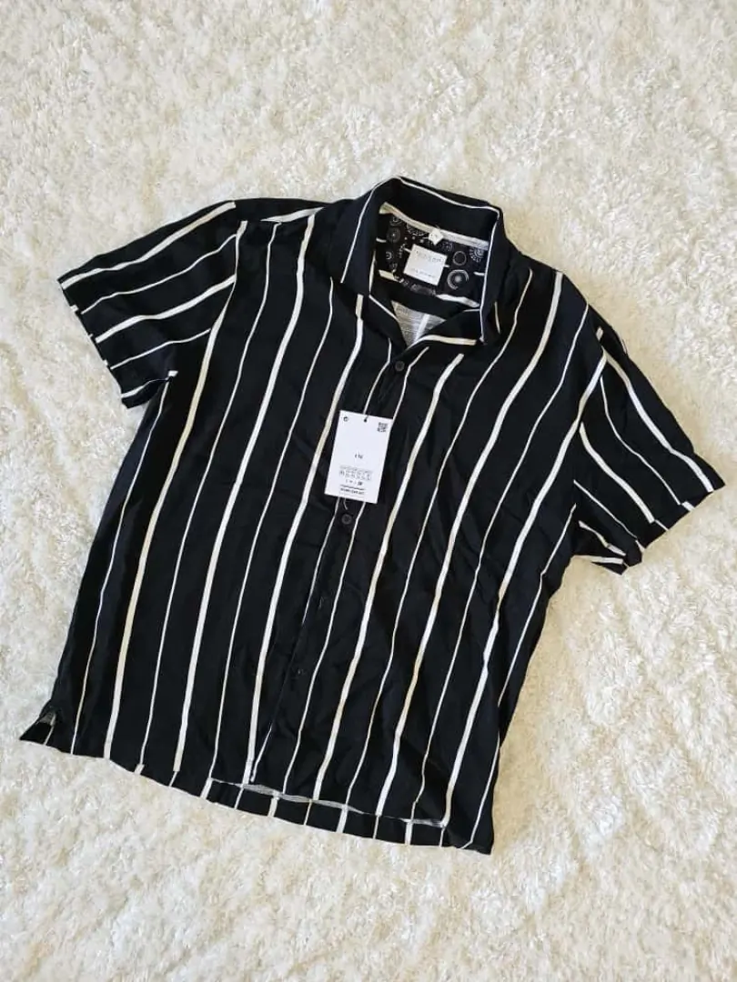 CAMISA NEGRA RAYADA CMS156