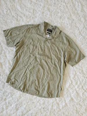 CAMISA VERDE CMS152