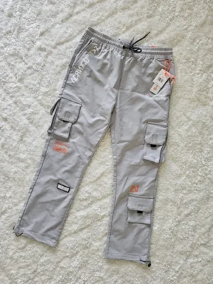 JOGGER GRIS GSTR JGG52