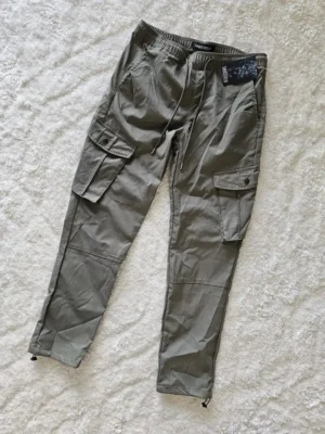JOGGER VERDE SMOKE JGG54