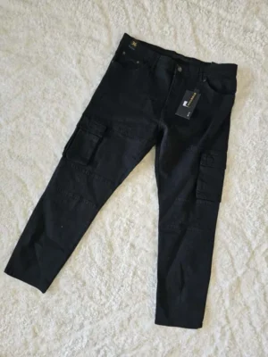 PANTALÓN NEGRO PTN123