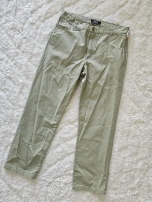 PANTALÓN VERDE FOREVER 21 PTN149