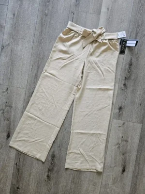 PANTALONETA BEIGE PTNT9
