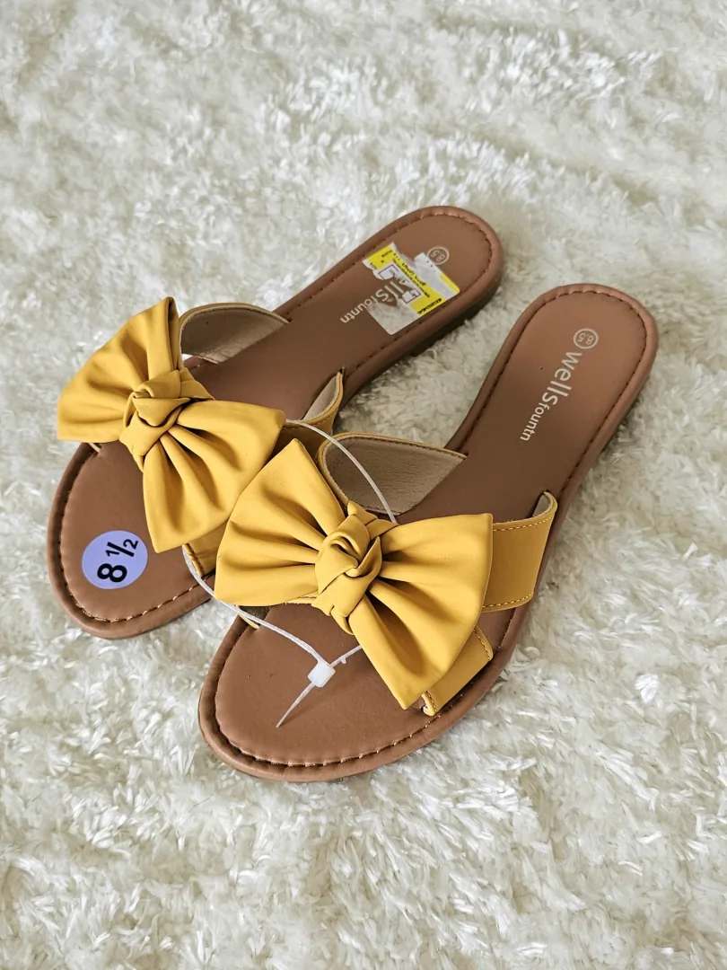 SANDALIAS AMARILLAS SDL243