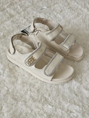SANDALIAS BLANCAS SDL216