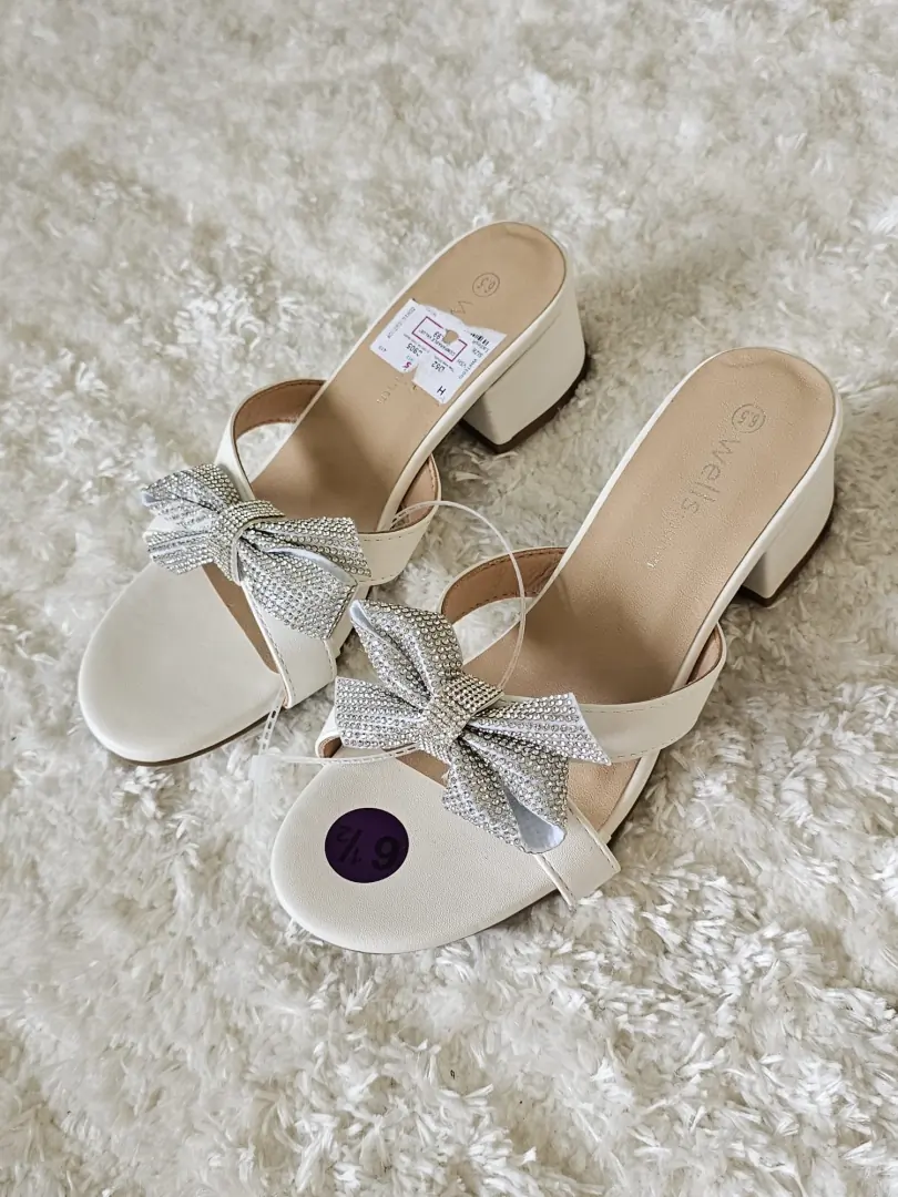 SANDALIAS BLANCAS SDL257