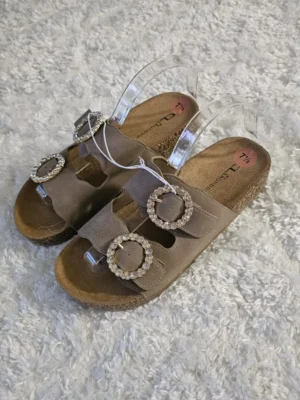 SANDALIAS MARRONES SDL207