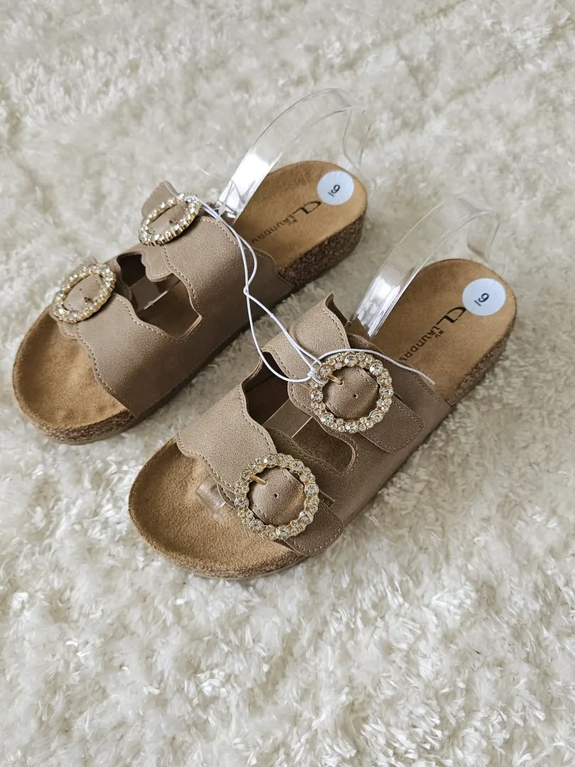 SANDALIAS MARRONES SDL228