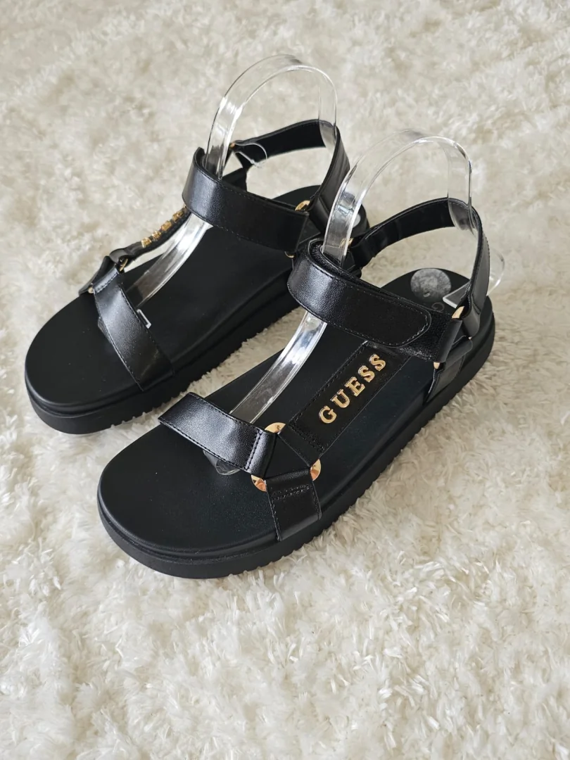SANDALIAS NEGRAS GUESS SDL219