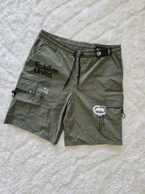 SHORT VERDE SHT170