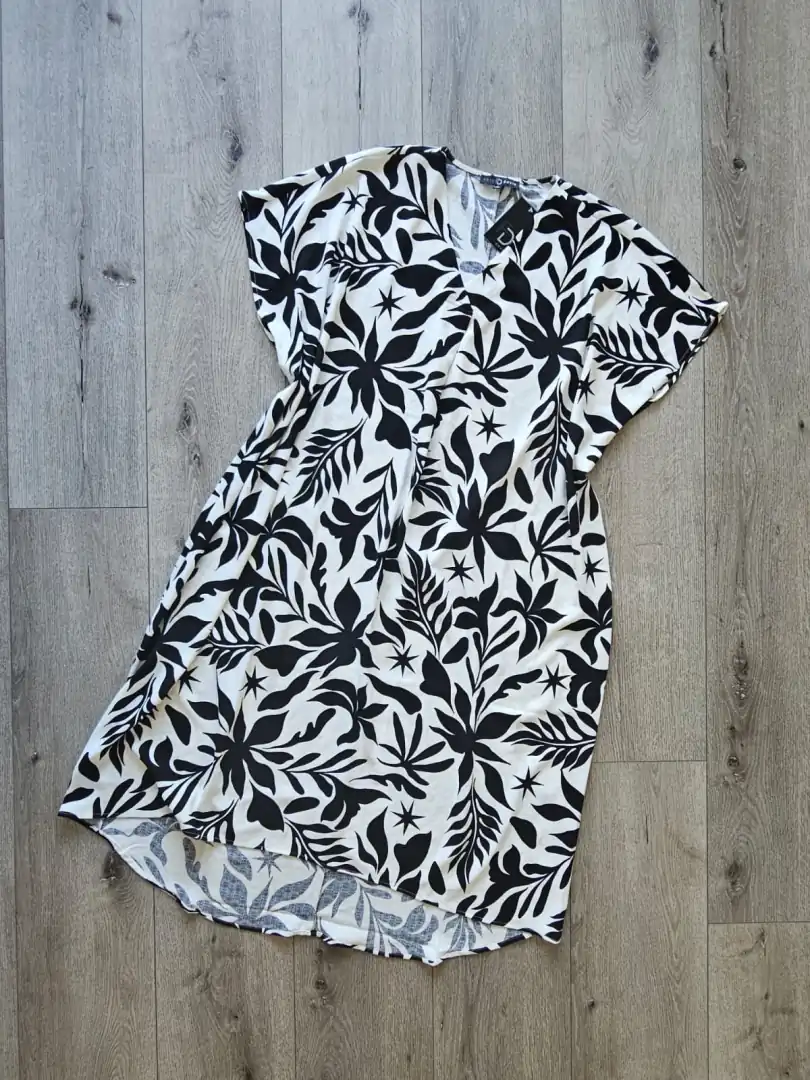 VESTIDO BLANCO HOJAS NEGRAS VTD346