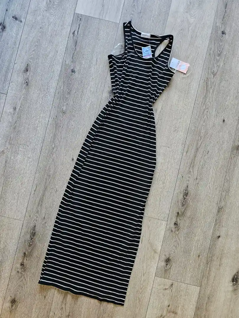 VESTIDO NEGRO RAYADO VTD319