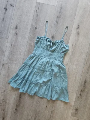 VESTIDO VERDE VTD310