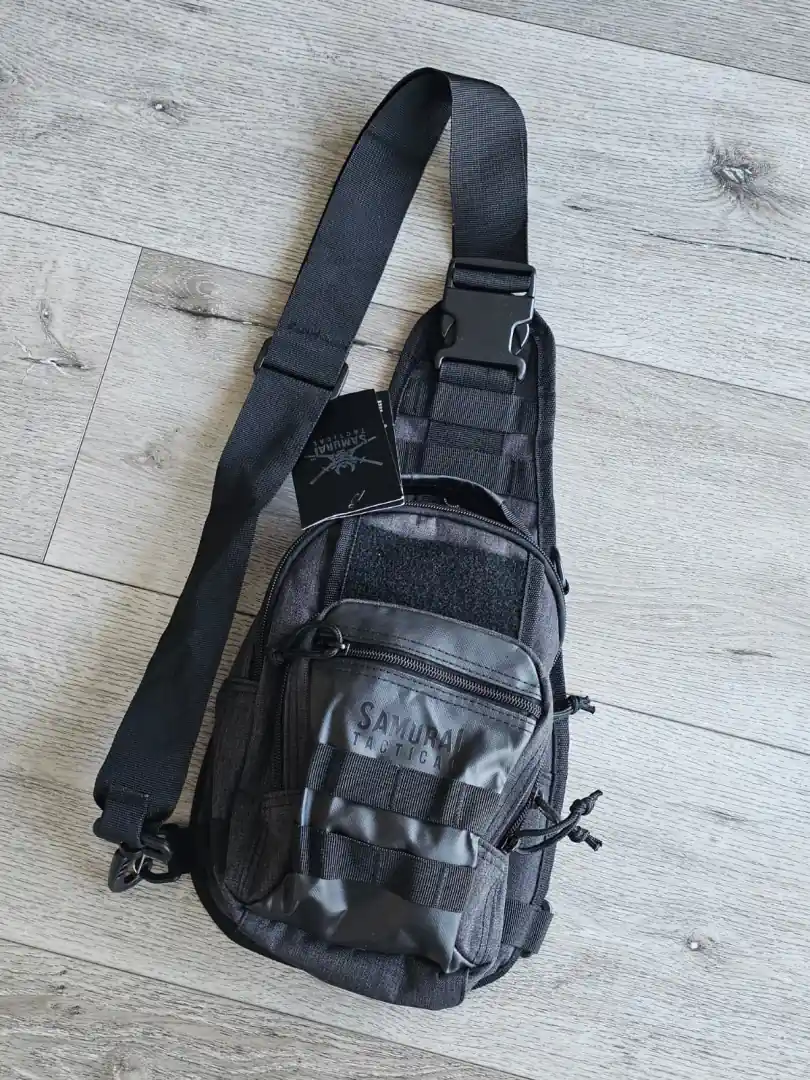 BOLSO PECHERA NEGRO BLS16