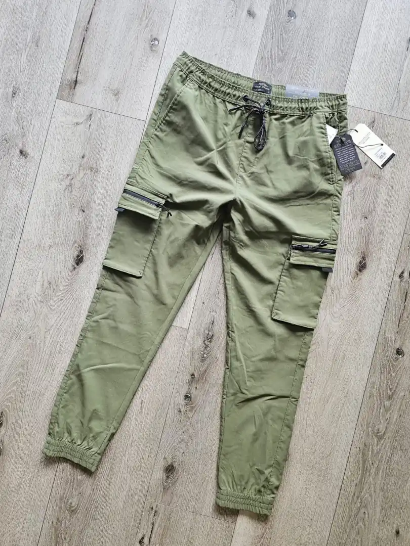 JOGGER VERDE JGG70