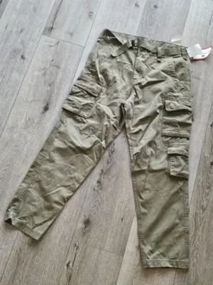 JOGGER VERDE JGG79