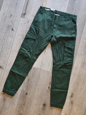 JOGGER VERDE JGG86