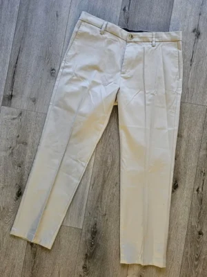 PANTALÓN BEIGE PTN204