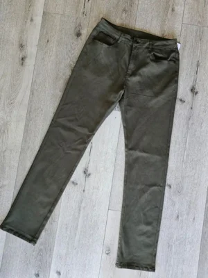 PANTALÓN MARRÓN PTN193