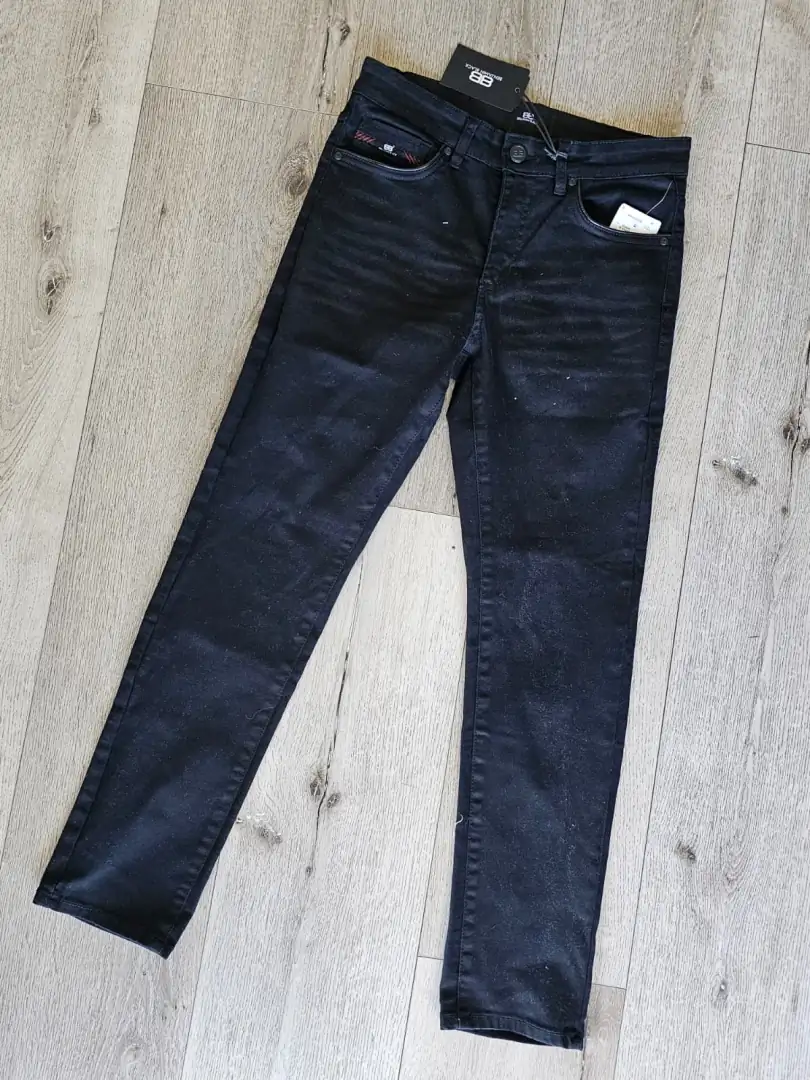 PANTALÓN NEGRO PTN200