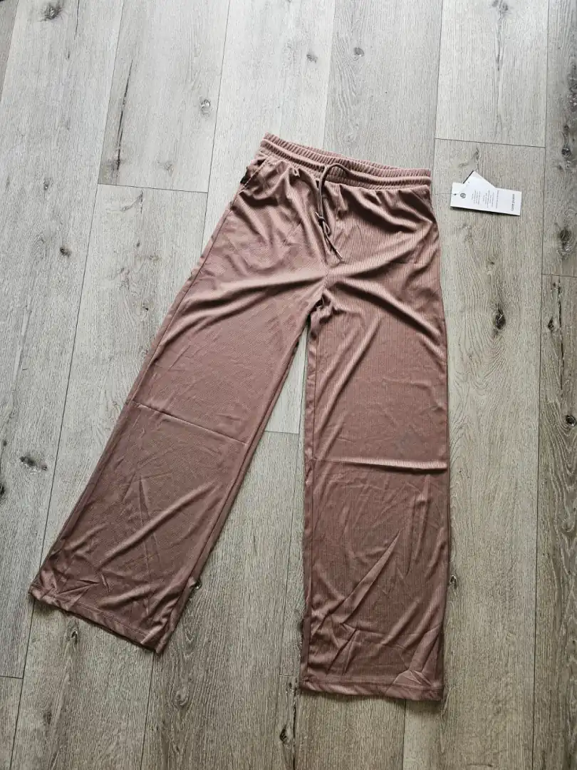 PANTALONETA MARRÓN PTNT19