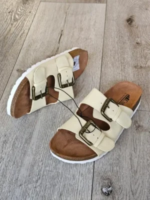 PRÁCTICAS BEIGE PRTC77