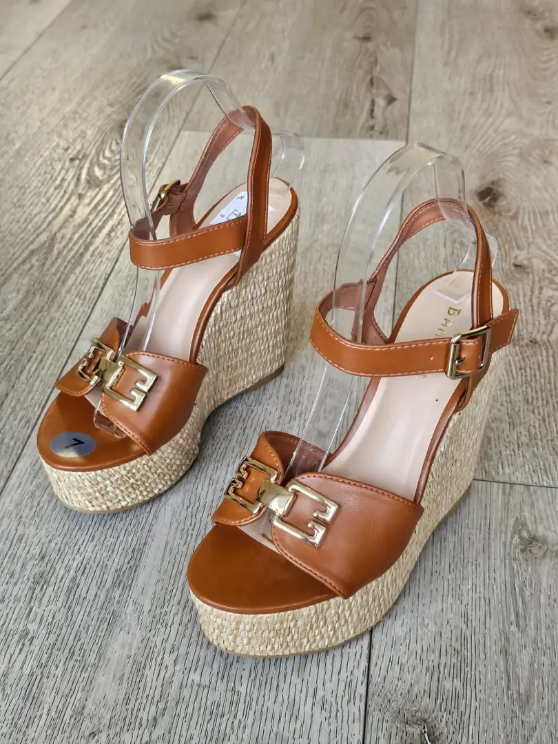 SANDALIAS MARRONES SDL295