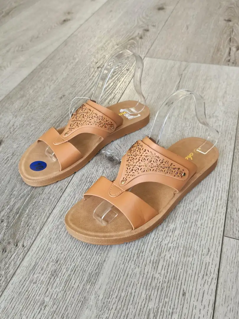 SANDALIAS MARRONES SDL303