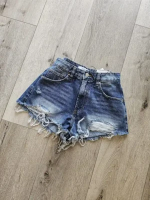 SHORT DE MEZCLILLA SHT197
