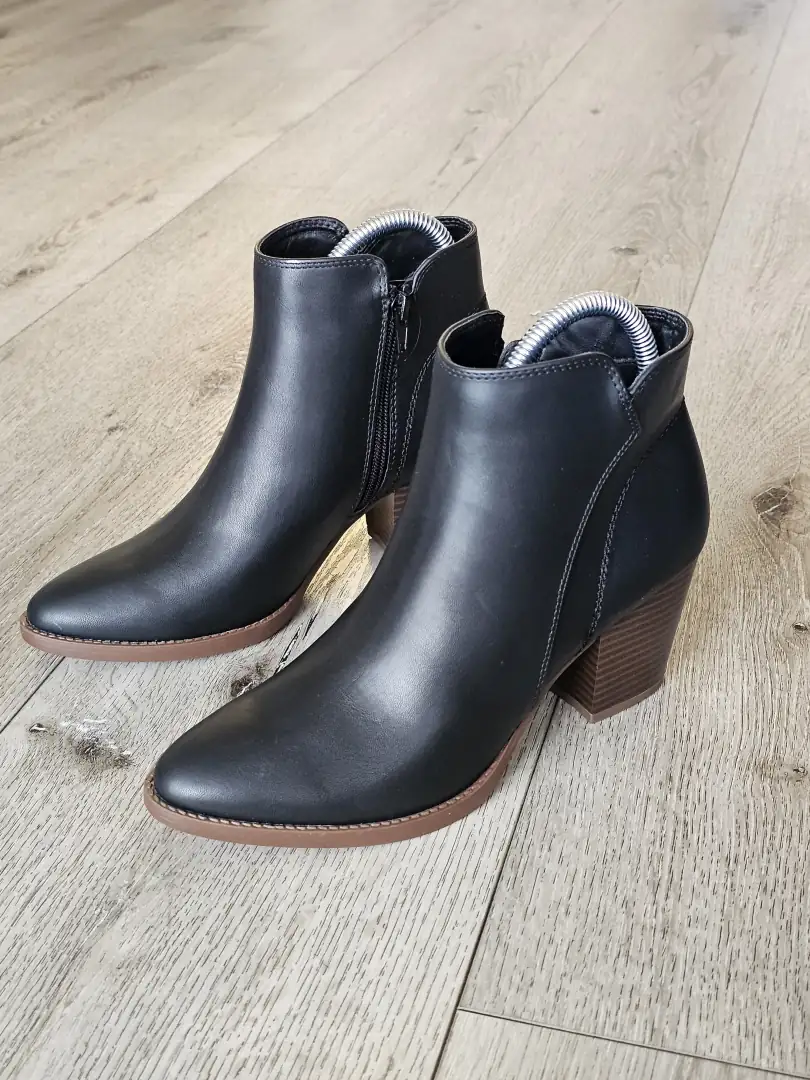 BOTAS NEGRAS BTS170
