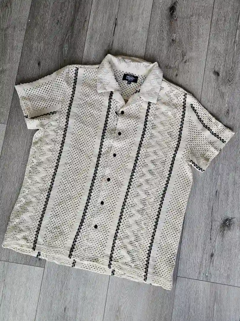 CAMISA BEIGE RAYAS NEGRAS CMS219