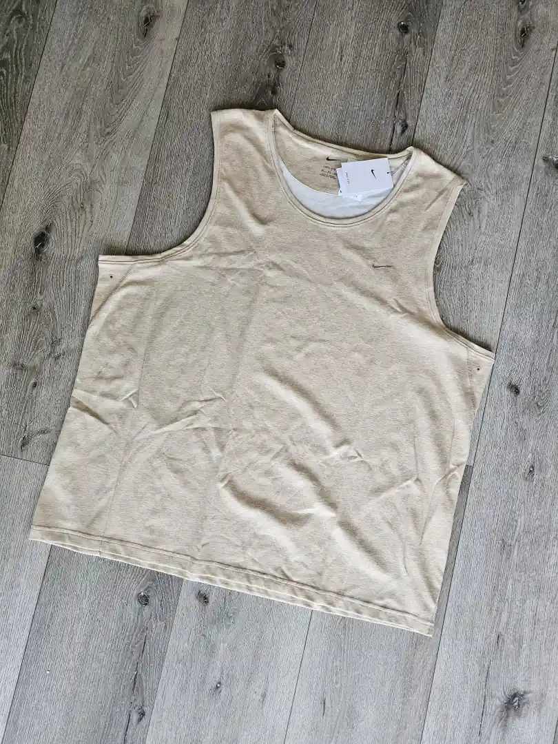 CAMISETA BEIGE CMST56