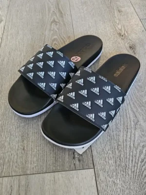 CHANCLETAS NEGRAS ADIDAS CHT60