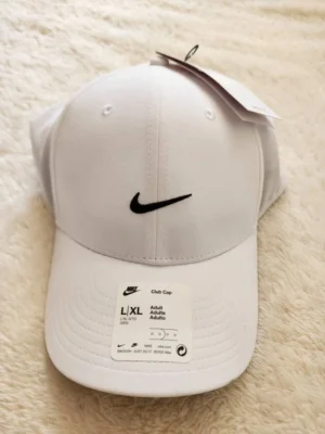 GORRA BLANCA NIKE GRA8