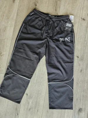 JOGGER NEGRO JGG90