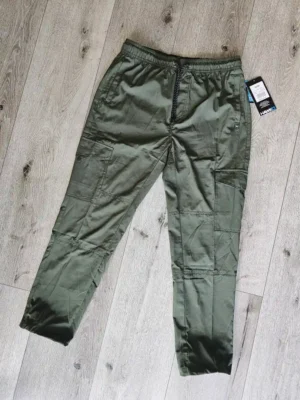 JOGGER VERDE JGG91