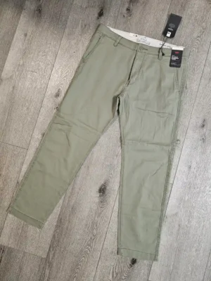 PANTALÓN VERDE PTN260