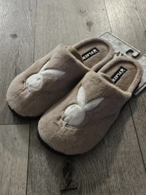 PANTUFLAS BEIGE PLAYBOY SDL311