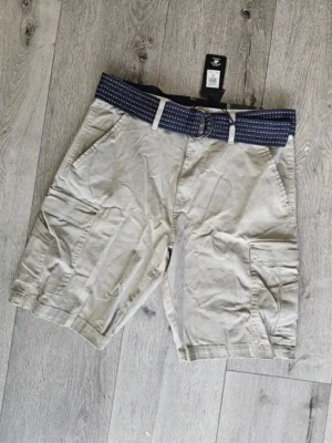 SHORT BEIGE SHT206