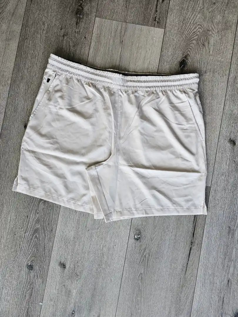 SHORT BEIGE SHT215
