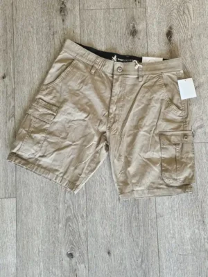 SHORT BEIGE SHT220