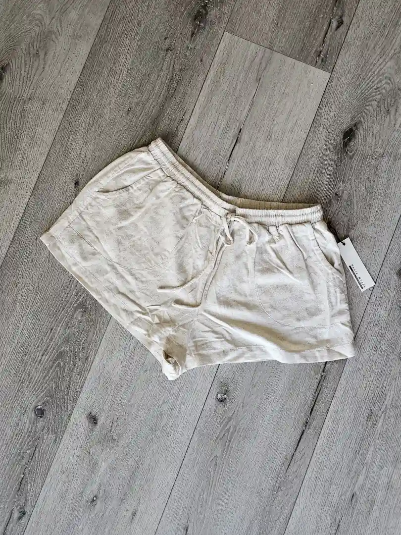 SHORT BLANCO SHT228