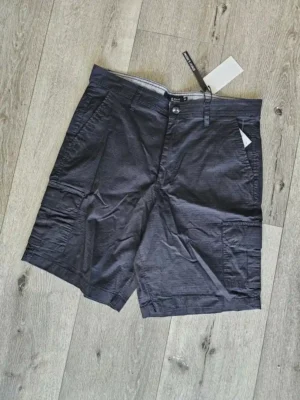 SHORT NEGRO SHT209