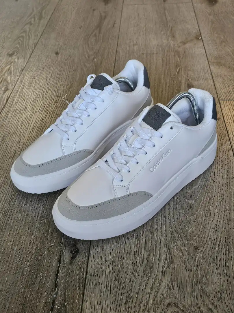 TENIS BLANCOS CALVIN KLEIN TN131